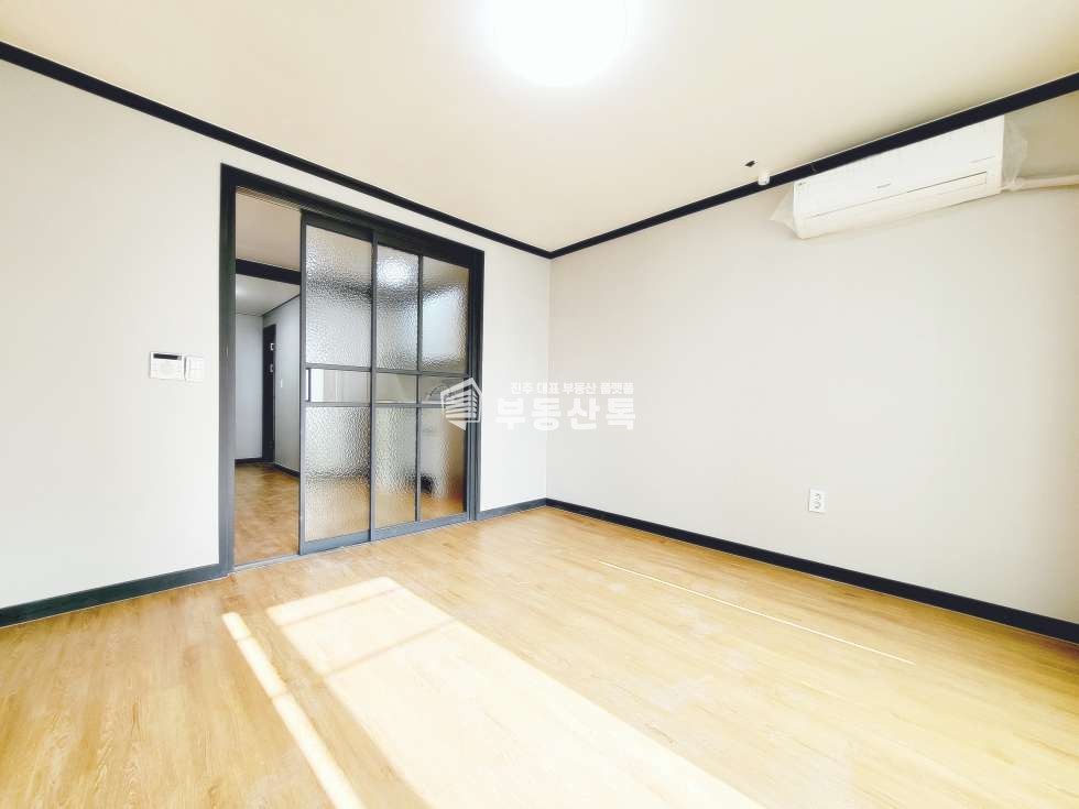 경남 진주시 호탄동 617-2 Q호탄동 올리모델링 첫입주 원룸 !!!!!! 선착순 서두르세요 ~ 월세 매물번호 11066 사진 1