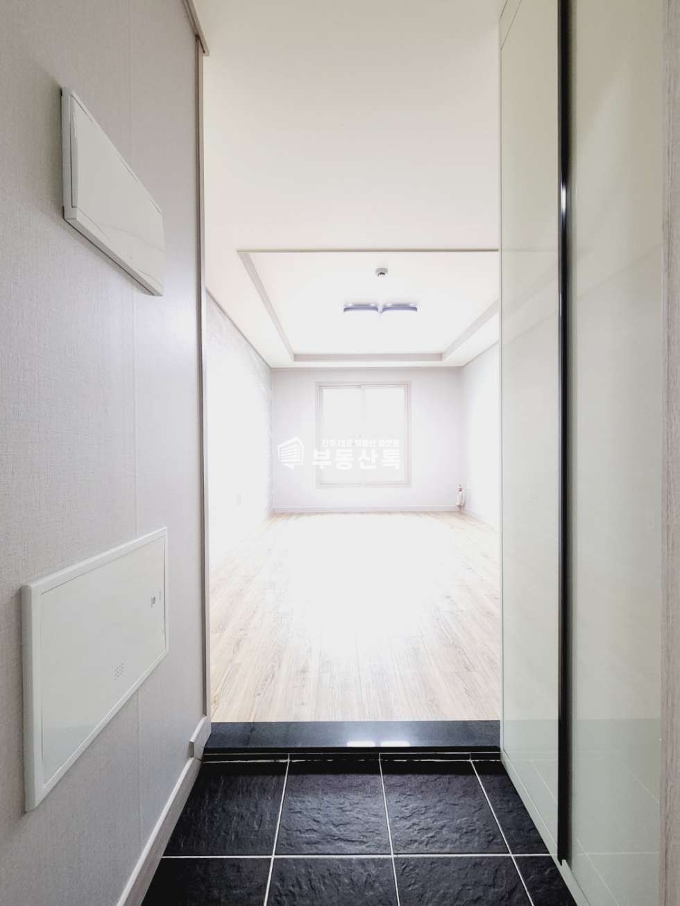 경남 진주시 상대동 300-49 QQ상대삼현여중부근 신축 구조좋고 화이트톤 투룸 월세 매물번호 12844 사진 11