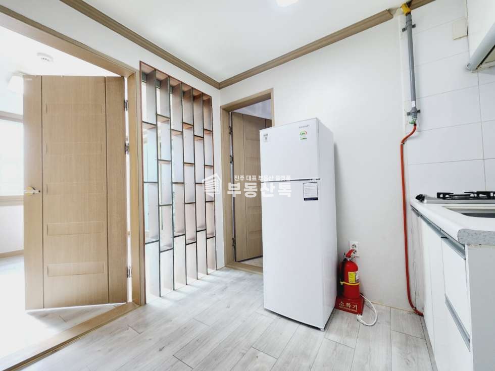 경남 진주시 이현동 27-6 S 이현촉석초부근 깔끔하고 구조좋은 분리형 원룸 월세 매물번호 12505 사진 2