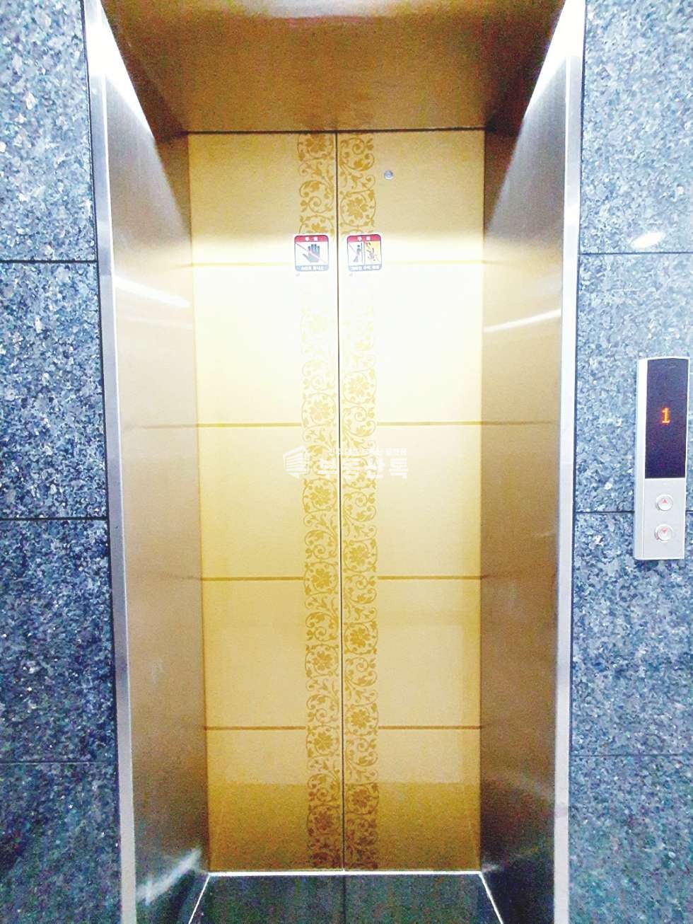 경남 진주시 인사동 146-12 S 인사동 이마트부근 거실분리형 깔끔한 원플원룸 월세 매물번호 10003 사진 11