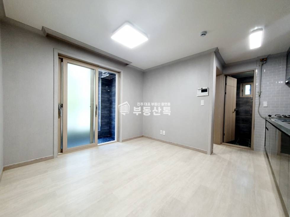 경남 진주시 문산읍 삼곡리 S 문산사거리부근 귀한 신축 거실분리형 원플원룸 월세 매물번호 10174 사진 1