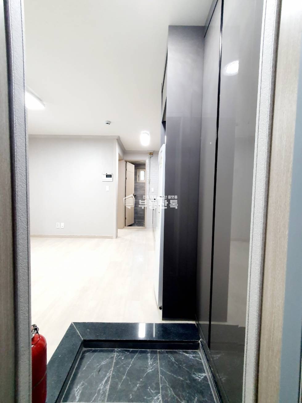 경남 진주시 문산읍 삼곡리 S 문산사거리부근 귀한 신축 거실분리형 원플원룸 월세 매물번호 10174 사진 8