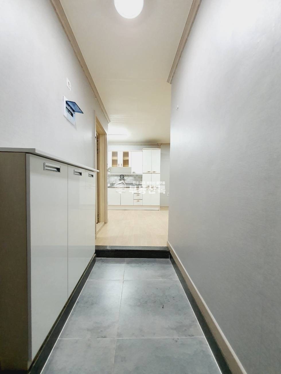 경남 진주시 봉곡동 477-22 SS 봉곡초부근 올리모델링 깔끔한 투룸 월세 매물번호 10598 사진 4