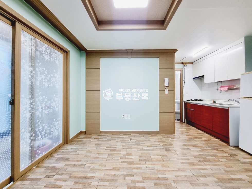 경남 진주시 상대동 180-29 QQ상대동 홈플러스. 하나로마트 인근 대로도 가까운 초대형 원플! 월세 매물번호 11897 사진 4