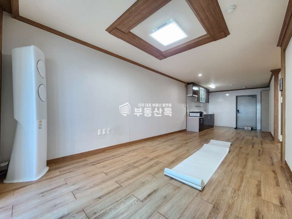 경남 진주시 초전동 1636-8 SS 초전푸르지오부근 넓은 거실 반듯한 투룸 월세 매물번호 13099 사진 1