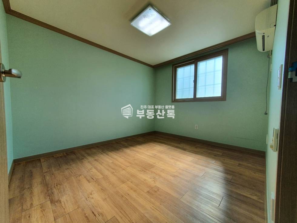 경남 진주시 상봉동 913-22 SS 하얀메디컬부근 채광좋고 구조좋은 투룸 월세 매물번호 10141 사진 9