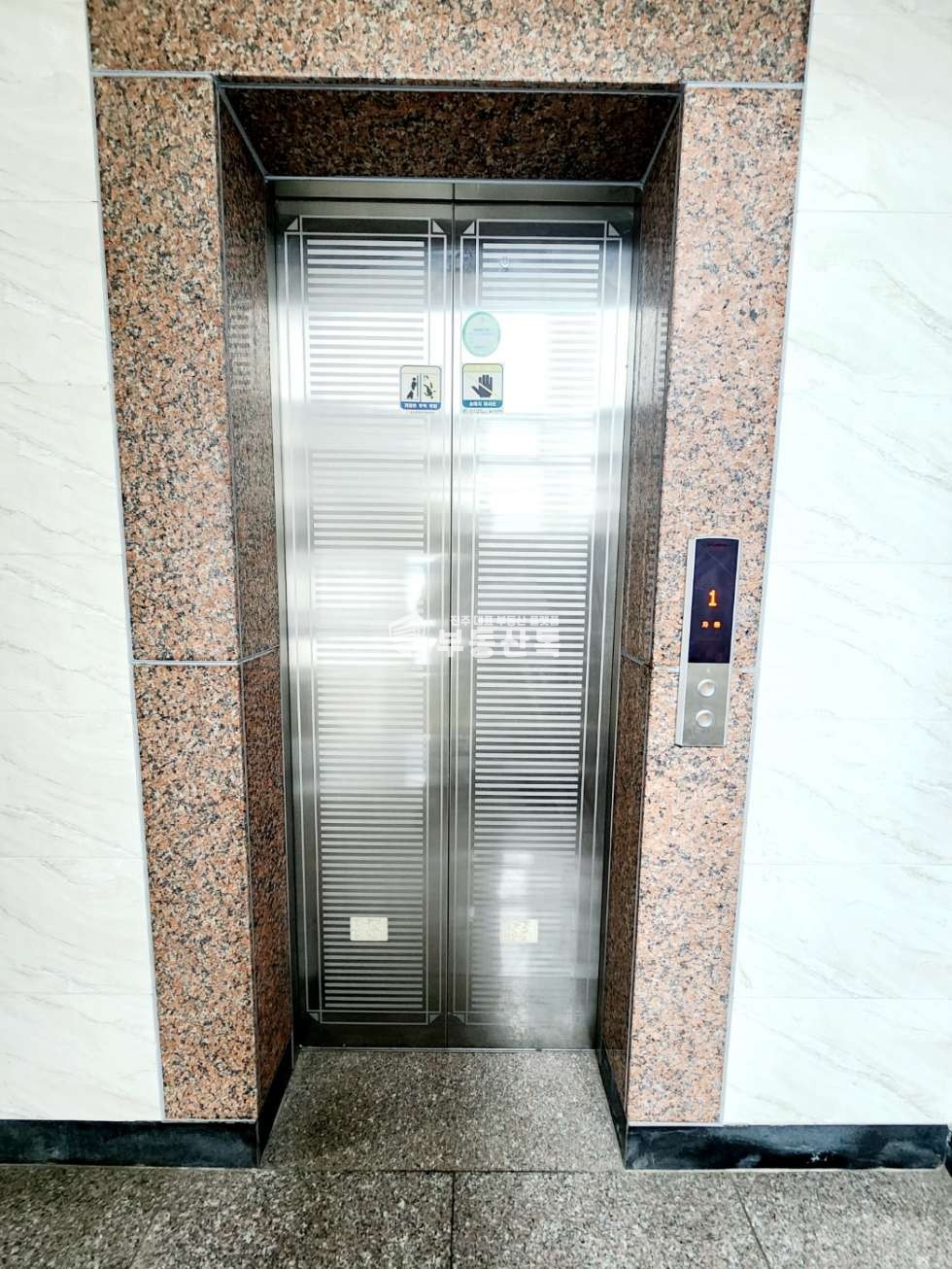 경남 진주시 평거동 744-4 SS 평거동 넓고 깔끔한 엘베있는 분리형 원룸 월세 매물번호 10036 사진 10
