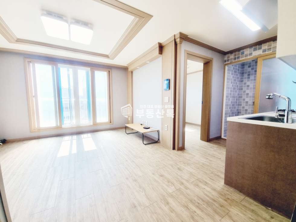 경남 진주시 하대동 307-30 QQ하대탑마트 부근 채광 죽이는 가성비 투룸 놓치면 손해!! 월세 매물번호 11963 사진 3