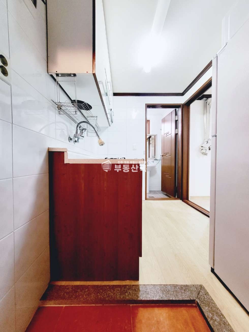 경남 진주시 가좌동 Q가좌동 정문라인 여성전용 넓은 분리형 원룸!! 월세 매물번호 12396 사진 2