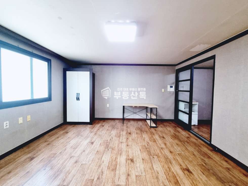 경남 진주시 가좌동 715 Q가좌동 연암공대 앞 방이 운동장만큼 넓습니다!! 월세 매물번호 11863 사진 6