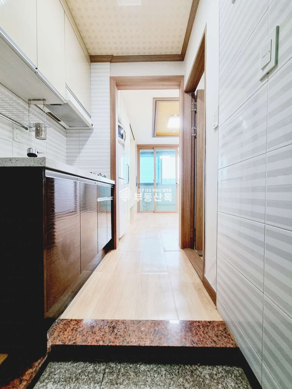 경남 진주시 칠암동 514-6 A칠암동 세무서인접 인기많고 깨끗한 풀옵션 원룸 월세 매물번호 10288 사진 2