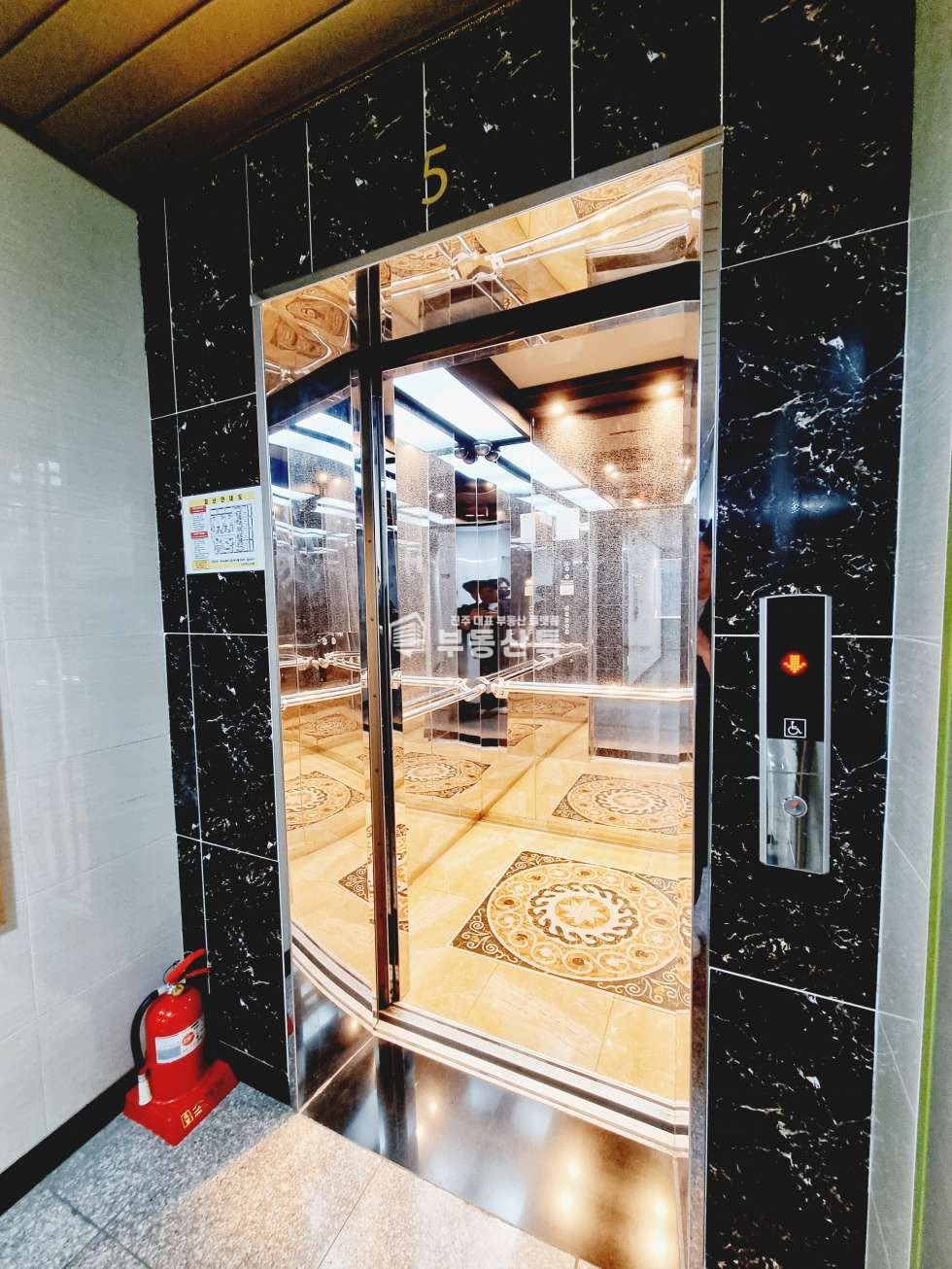 경남 진주시 칠암동 514-6 A칠암동 세무서인접 인기많고 깨끗한 풀옵션 원룸 월세 매물번호 10288 사진 8