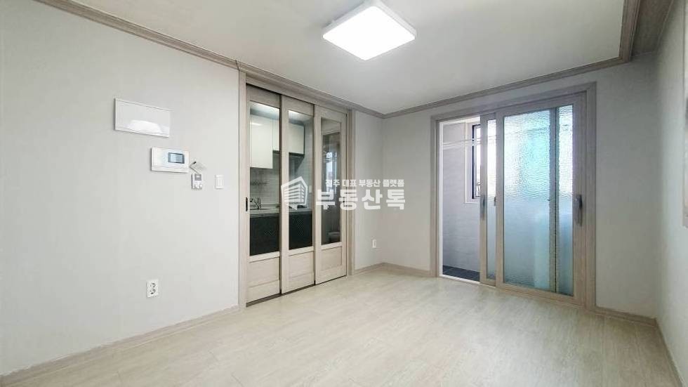 경남 진주시 상봉동 849-34 A상봉동 신축 엘베 풀옵션 넓은원룸 월세 매물번호 10026 사진 1