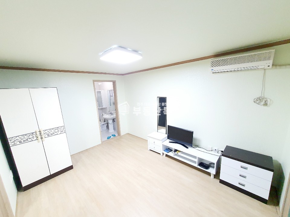 경남 진주시 봉곡동 99-7 A시내인접 풀옵션 깔끔하고 넓은 원룸 월세 매물번호 10427 사진 4