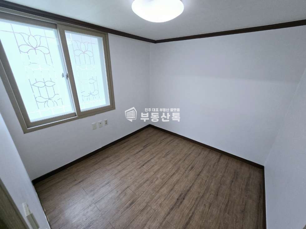 경남 진주시 하대동 70-33 V하대동 가성비 너무 좋은 깔끔 투룸V 월세 매물번호 13069 사진 6