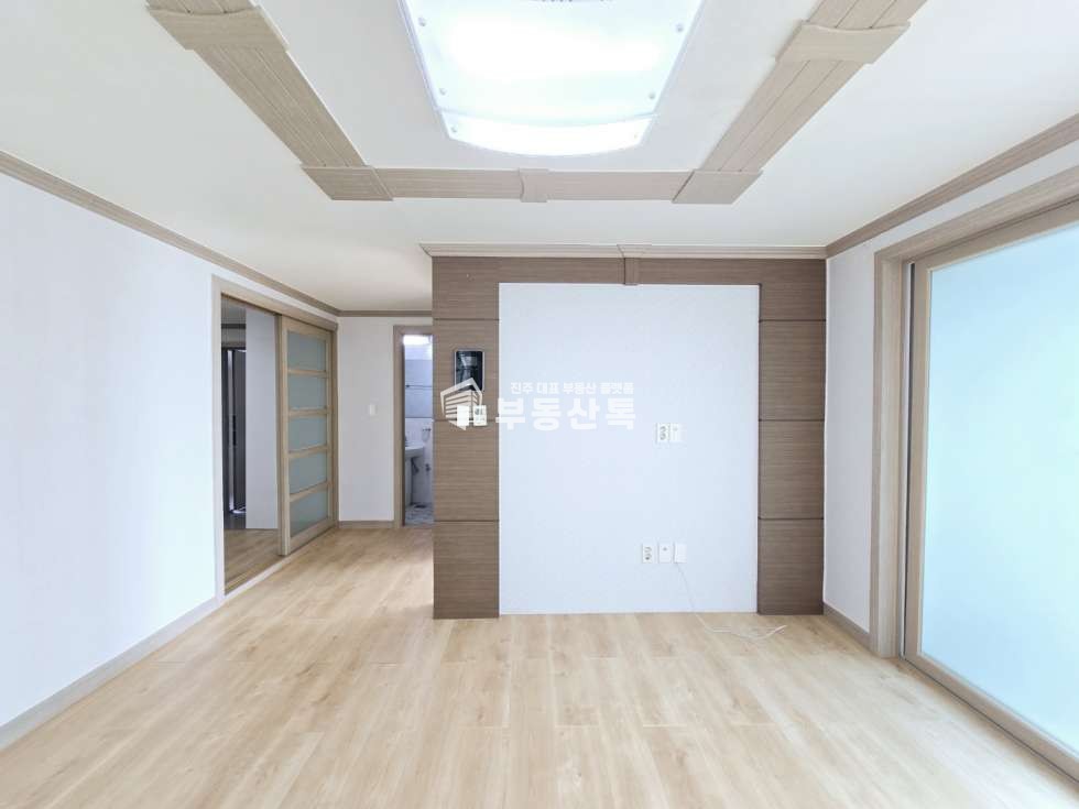 경남 진주시 상평동 252-8 V 공단부근 관리잘되고 넓은 투룸V 월세 매물번호 13066 사진 3