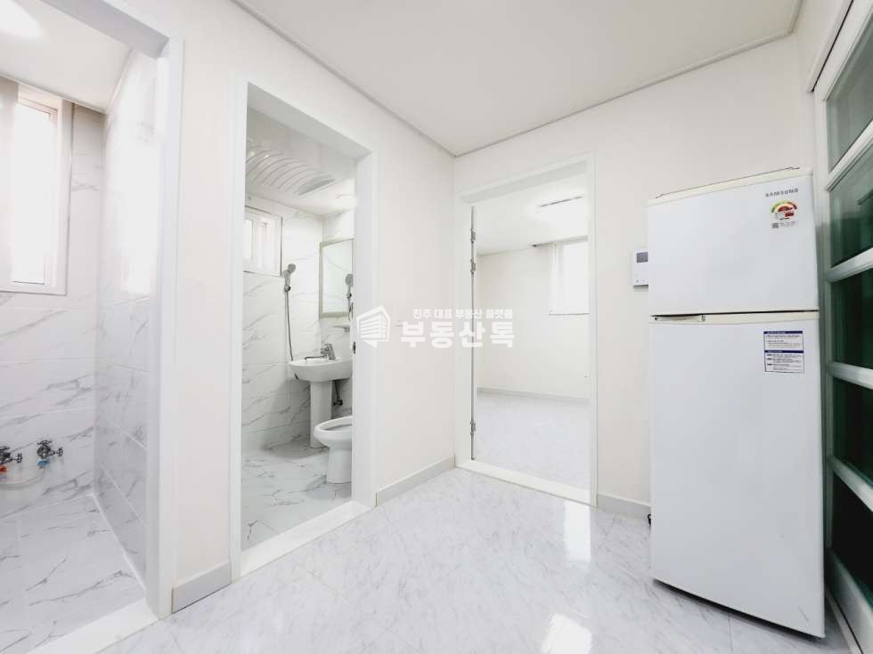 경남 진주시 상대동 519-15 V상대동 올리모델링된 깔끔한 분리 원룸 월세 매물번호 13017 사진 1