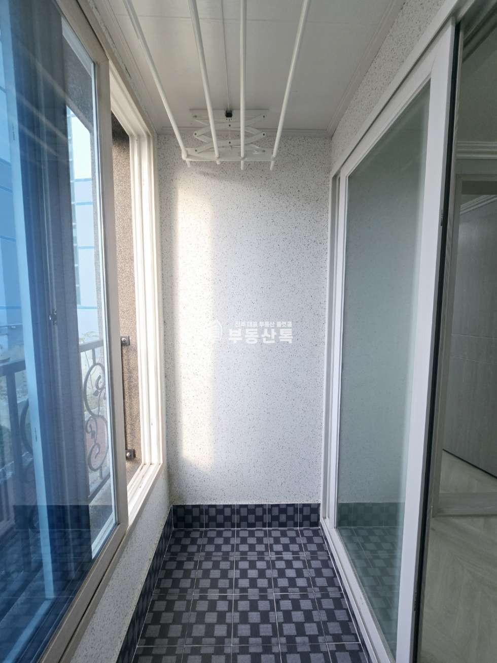 경남 진주시 초전동 691-7 V 전월세 조율모두 가능한 깔끔한 화이트톤 정투룸V 월세 매물번호 13138 사진 7