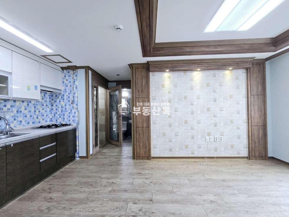 경남 진주시 하대동 308-2 V 하대동 위치좋고 조용한 깔끔한 투룸V 월세 매물번호 13067 사진 2