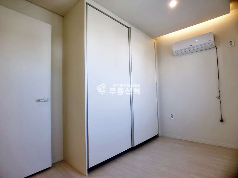 경남 진주시 강남동 7-3 V신축 고급인테리어 전월세조절가능 투룸V 월세 매물번호 13205 사진 8